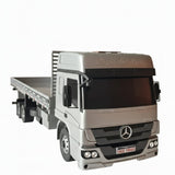 Miniatura Mercedes-Benz Atego 2433 Carroceria Prata (Escala 1/24)