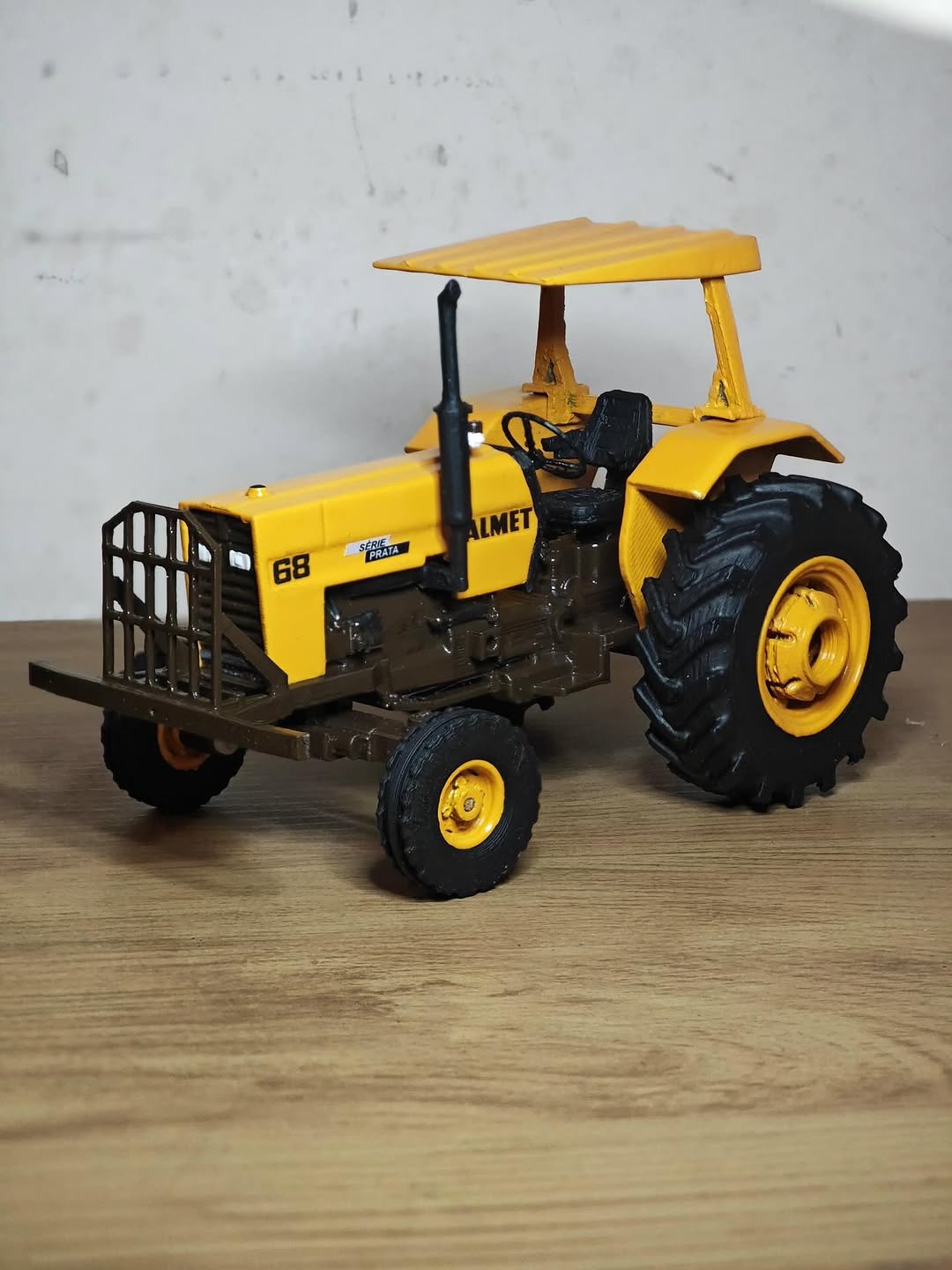 Miniatura VALMET 68 - Escala 1/32