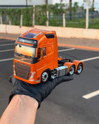 Miniatura Volvo FH 540 Globetrotter - Escala 1/24