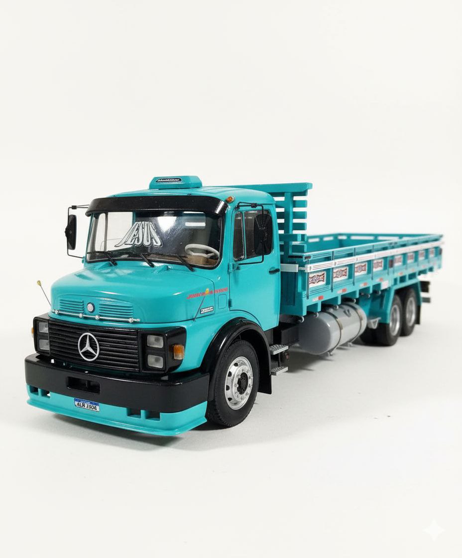 Caminhão Mercedes-Benz Azul L-1113 Carroceria Carga Seca – Escala 1/14 (Controle Remoto)