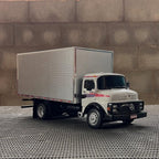 Mercedes-Benz 1313 Toco Baú Branco Controle Remoto - Escala 1/14