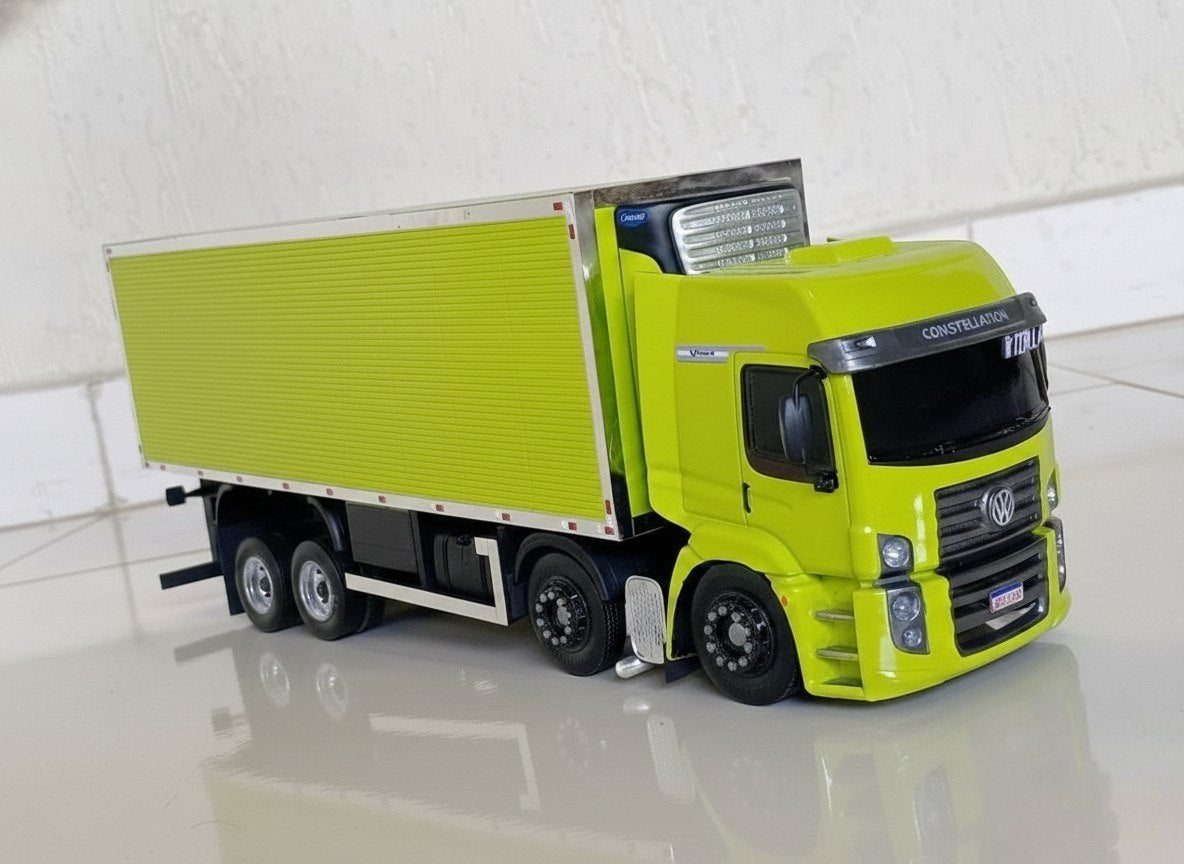 Volkswagen Constellation Baú Verde Limão RC 1/14 – (Controle Remoto)