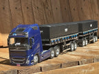 Volvo FH Globetrotter Azul Metálico + Carreta Dupla RC 1/14 - (Controle Remoto)