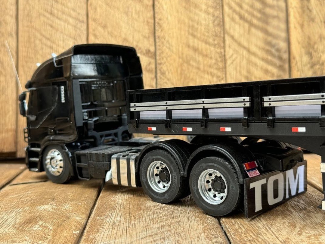 Iveco Stralis RC Prancha Randon 1/14 – ( Controle Remoto)